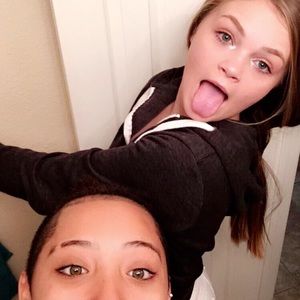 Meet your Posher, Destiny